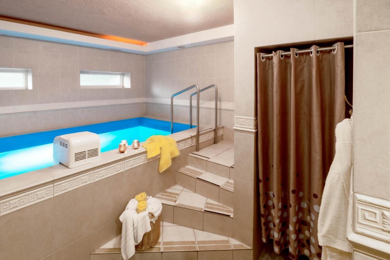 Hotel Pajurio Vieskelis クライペダ エクステリア 写真