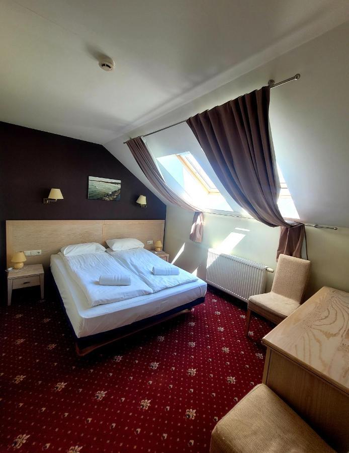 Hotel Pajurio Vieskelis クライペダ エクステリア 写真