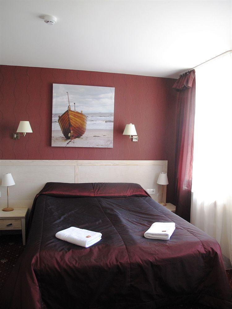 Hotel Pajurio Vieskelis クライペダ エクステリア 写真