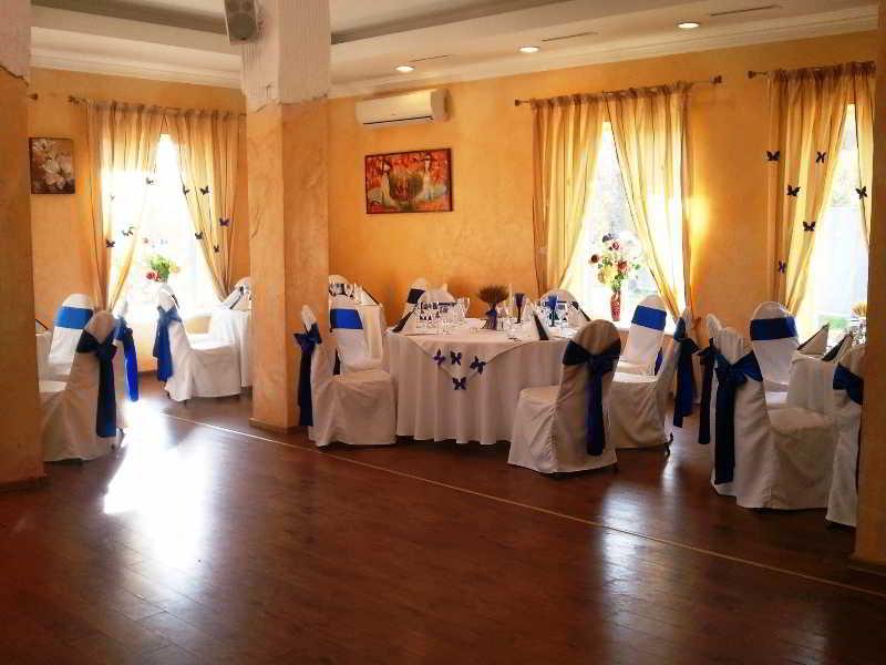 Hotel Pajurio Vieskelis クライペダ エクステリア 写真